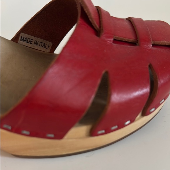 Swedish Hasbeens Red Leather T-Strap  Platform Heels EU 39 / 8-8.5 - Picture 7 of 11